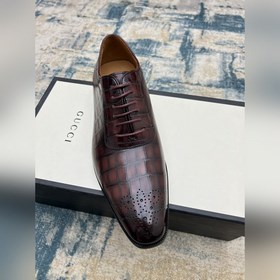 Gucci Размер： 38-45  Новинка от официального сайта Gucci. Мужск