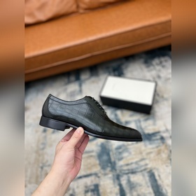 Gucci Размер： 38-45  Новинка от официального сайта Gucci. Мужск