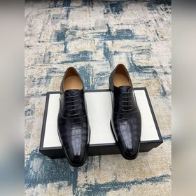 Gucci Размер： 38-45  Новинка от официального сайта Gucci. Мужск