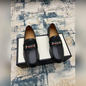 Gucci Размер： 38-45  Новинка на официальном сайте Gucci — мужск