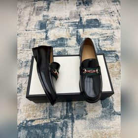 Gucci Размер： 38-45  Новинка на официальном сайте Gucci — мужск