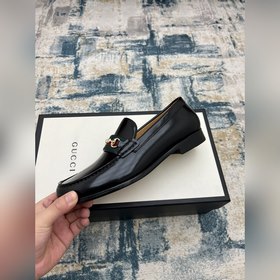 Gucci Размер： 38-45  Новинка на официальном сайте Gucci — мужск