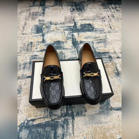 Gucci Размер： 38-45  Новинка на официальном сайте Gucci — мужск