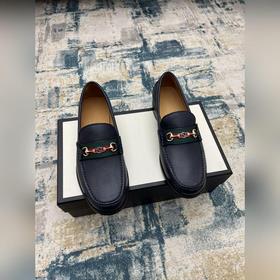 Gucci Размер： 38-45  Новинка на официальном сайте Gucci — мужск