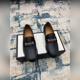 Gucci Размер： 38-45  Новинка на официальном сайте Gucci — мужск