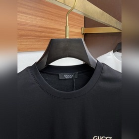 Gucci 2025 весна-лето, новая коллекция, последние модели, коротки