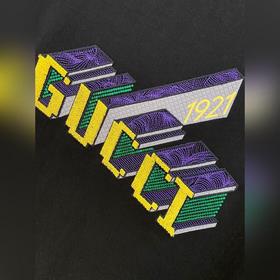 Gucci  Рекомендуем к вниманию! Новая коллекция летней одежды 202