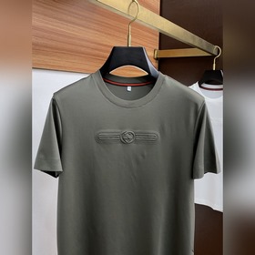 Gucci 2025 весна-лето, новая коллекция, последние модели с коротк