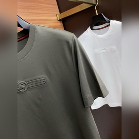 Gucci 2025 весна-лето, новая коллекция, последние модели с коротк