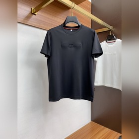 Gucci 2025 весна-лето, новая коллекция, последние модели с коротк