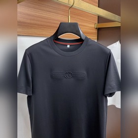 Gucci 2025 весна-лето, новая коллекция, последние модели с коротк