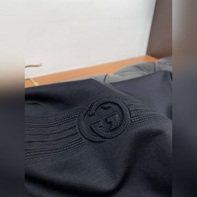 Gucci 2025 весна-лето, новая коллекция, последние модели с коротк