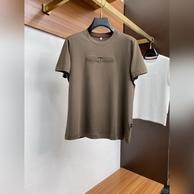 Gucci 2025 весна-лето, новая коллекция, последние модели с коротк