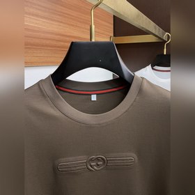 Gucci 2025 весна-лето, новая коллекция, последние модели с коротк