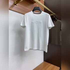 Gucci 2025 весна-лето, новая коллекция, последние модели с коротк