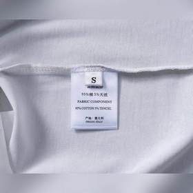 Gucci. Новая весенняя коллекция 2025 года： модная рубашка с кругл