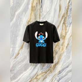 Новая модель короткорукавой футболки для мужчин и женщин от Guqi