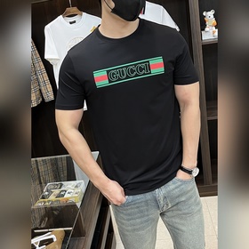 Gucci представляет новую коллекцию осень-зима 2026. Рубашка Gucci