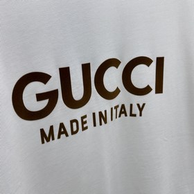 Gucci · Gucci Новейшая футболка с коротким рукавом и принтом, реб