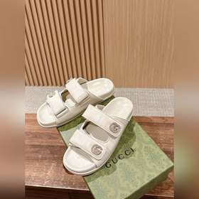Официальный сайт Gucci Двойные липучки G с застежкой-клипсой, пля