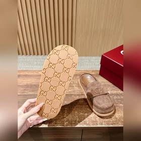 Новая модель туфель Gucci с толстой подошвой и открытым носком Ка