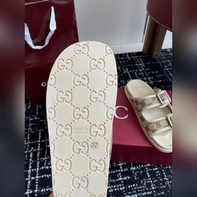 Услуги покупке товаров GUCCI 25ss Весенняя и летняя коллекция GG