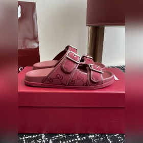 Услуги покупке товаров GUCCI 25ss Весенняя и летняя коллекция GG