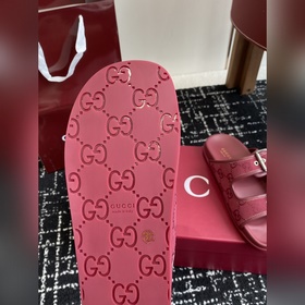 Услуги покупке товаров GUCCI 25ss Весенняя и летняя коллекция GG