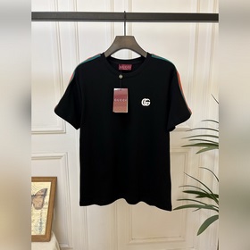Комплект в сборе. Не продается поштучно. Gucci 2025, мужской комп