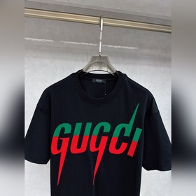 Новый комплект с коротким рукавом Gucci 1975ss весна-лето, для му