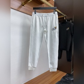 1 комплект нового костюма Gucci 2025 изготовлен из эксклюзивного 