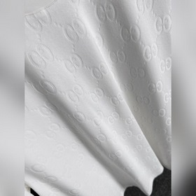 Новая коллекция Gucci весна-лето 2025, модели для мужчин и женщин