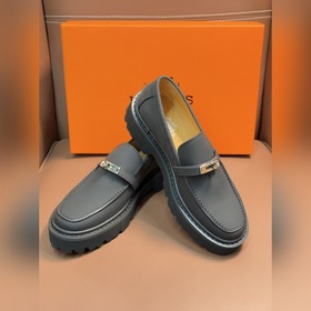 Мужские туфли Hermes для повседневной и деловой носки. Материал： 