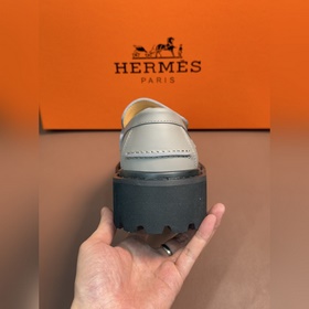 Мужские туфли Hermes для повседневной и деловой носки. Материал： 