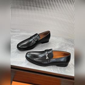 Hermes — популярные мужские туфли-лофеки! Тщательно отобранная им