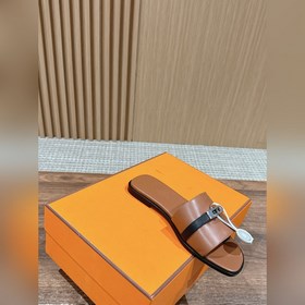 Hermès в новой цветовой гамме. Кеды Kelly с плоской подошвой. Удо