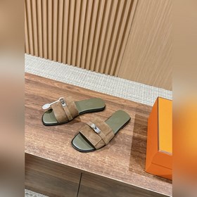 Hermès в новой цветовой гамме. Кеды Kelly с плоской подошвой. Удо