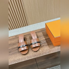 Hermès в новой цветовой гамме. Кеды Kelly с плоской подошвой. Удо