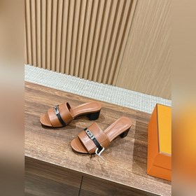 Hermès в новой цветовой гамме. Кеды Kelly с плоской подошвой. Удо