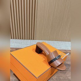 Hermès в новой цветовой гамме. Кеды Kelly с плоской подошвой. Удо