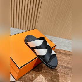 Летние сандалии для пар от Hermès, модель «старший дядя» и «второ