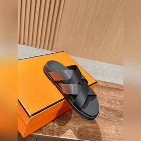 Летние сандалии для пар от Hermès, модель «старший дядя» и «второ