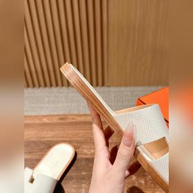 Классические тапочки для пар от Hermès с отпечатками ладоней/стра