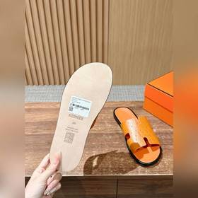 Классические тапочки для пар от Hermès с отпечатками ладоней/стра