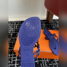 Услуги покупке товаров Hermes Аймас Новая модель туфель «свиной 