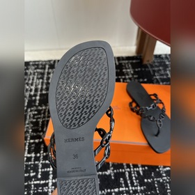 Услуги покупке товаров Hermes Аймас Новая модель туфель «свиной 