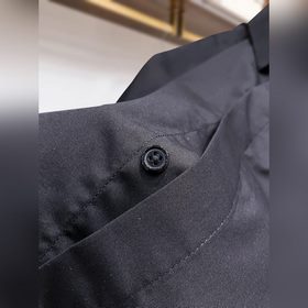 Новейшая модель рубашки с короткими рукавами для мужчин от Louis 