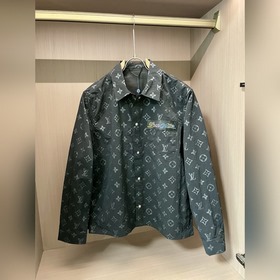 Длиннорукавная рубашка Louis Vuitton, точная копия в масштабе 1：1