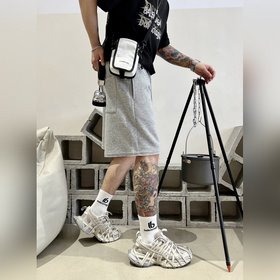 Louis Vuitton, новые шорты весна-лето 2025. Эта модель в стиле ми