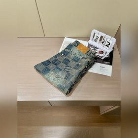 Джинсы Louis Vuitton, точная копия в масштабе 1：1! Классический ш